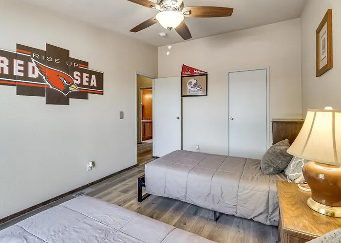 Holiday home 7 Miles To Roosevelt Lake! Mtn-view Family Escape *