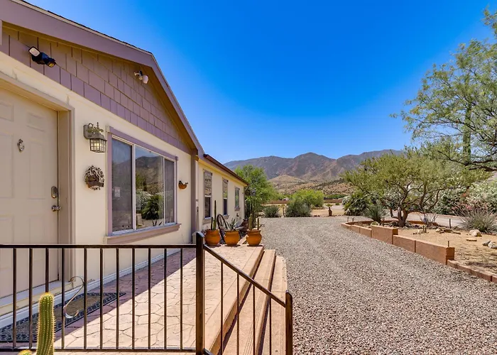 7 Miles To Roosevelt Lake! Mtn-view Family Escape Holiday home *